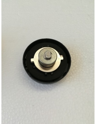 TAPPO CARBURANTE NISSAN