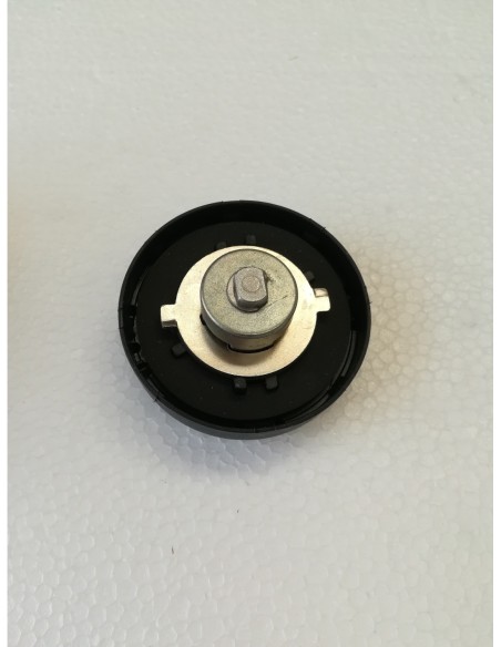 TAPPO CARBURANTE NISSAN