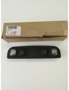 LUCE CORTESIA POST. TETTO NERO AUDI  A 4 2000